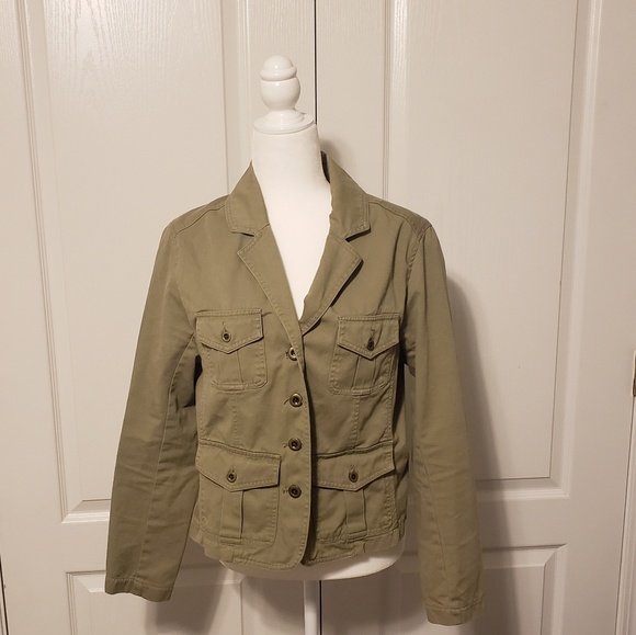 Bass Jackets & Blazers - Bass olive green jacket with pockets. Size large